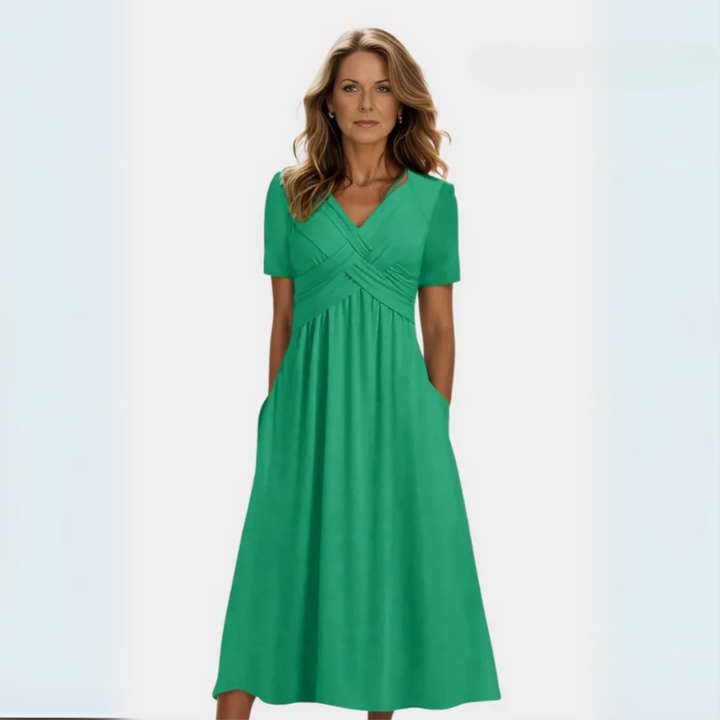 Adéla | Eleganckie i łaskawie dopasowane sukienki